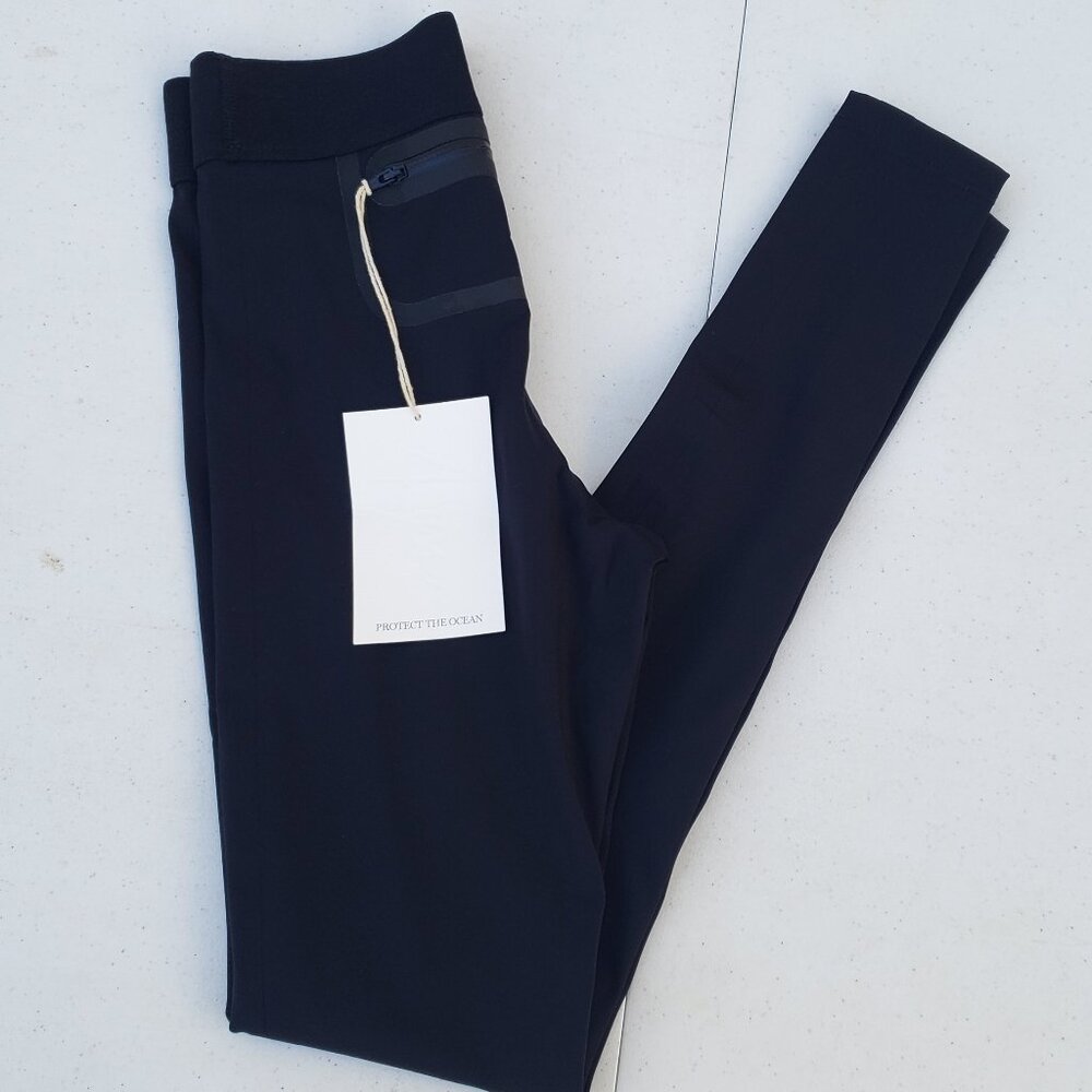 High-Waist Black Performance Leggings NWT